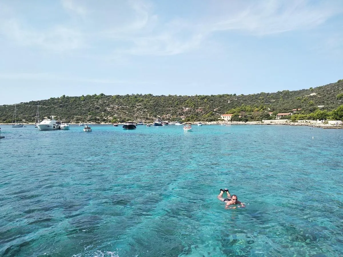 Villa Salt - 10 People, Heated Pool, Trogir, Near Beach & Split Airport Τρογκίρ